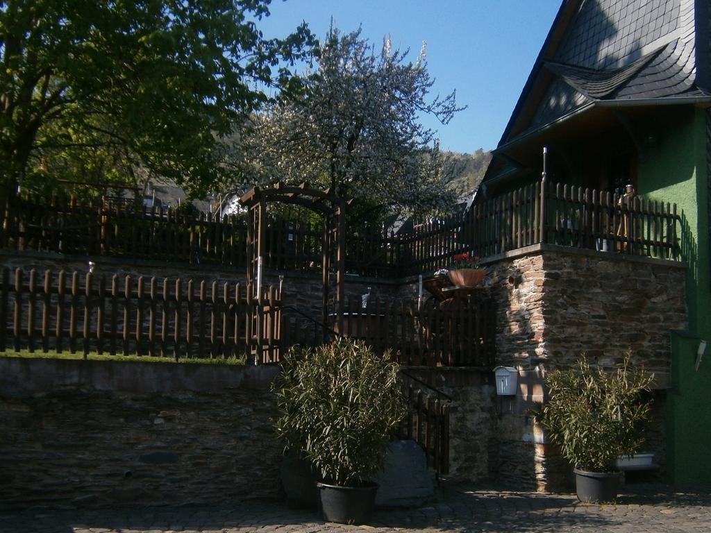 Ferienhaus Schneiders Kröv الغرفة الصورة