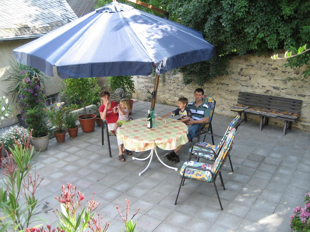 Ferienhaus Schneiders Kröv الغرفة الصورة